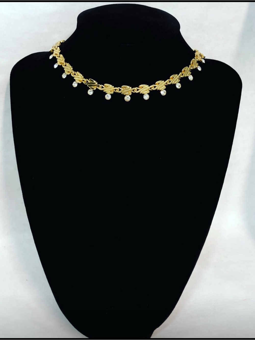 Nice&Bella Gold Leaf Link Choker Necklace with Crystal Drops